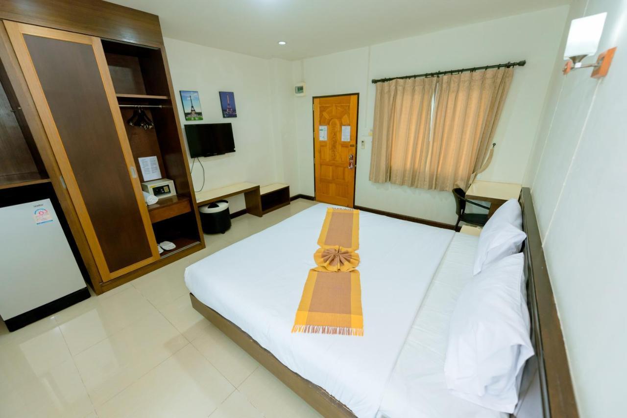Bander Hotel Phu Khieo エクステリア 写真
