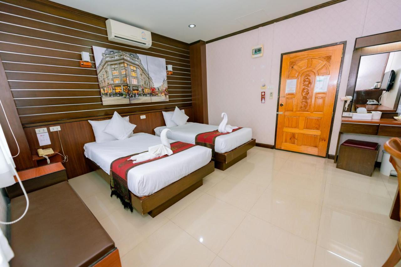 Bander Hotel Phu Khieo エクステリア 写真